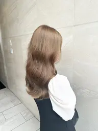 【人気No. 3 赤みが嫌な方オススメ ◎】カット＋高発色アディクシーカラー✨