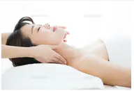 ネックリンパ30分➕ハンドリフレクソロジー20分のコースです。上半身のお疲れをしっかりケアしていきます。オプション🆗