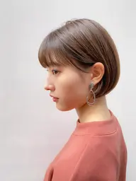 🌹✨大人美人「ボブ」カット✂️+艶カラー🌈+スチームハホニコトリートメント🍀+クイックヘッドスパ✨