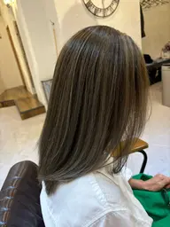 💚似合わせカット+ハイライトカラー(枚数決まってません😳)+トリートメント💚