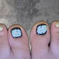 【オフあり】フット親指アートor親指パーツ🦋︎︎☁