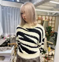 🕊️ブリーチ2回🕊️＋🤍❤️オンカラー🩵🩷