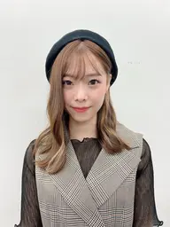 4月オススメ🐎🌸・*:.。.ブリーチ無Wカラー🪞✨色ご相談下さい.。.:*・゜゚・*