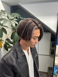 メンズカット＋ハイライト+カラー　　　　　　　　　　　　　　【最高級の処理剤でダメージレスなブリーチをお届け】