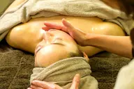 表情筋小顔リフトアップ