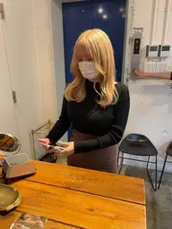 🥞話題沸騰中🥞ケアブリーチ+イルミナ・N.カラー+似合わせカット