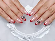 【フィルイン、初回自爪オフ無料】《自爪》フレンチ🦋ケア込み