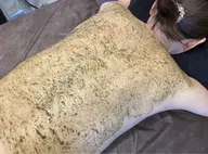 【好きな服を着れる★背中全体ニキビケア】剥けないハーブピーリング