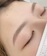 🧸【美眉スタイリング+額waxケア 】角質ザラザラおさらば！つるりん垢抜けたまご肌に♪