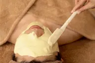 【胸元・肩・首・お顔のエステ＋ビタミン生パック💛】透明感アップ✨くすみ/乾燥/お疲れ肌