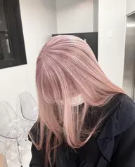 【🎀ミニモ限定価格🎀】淡めピンク🤍🎀ケアブリーチ込みトリプルカラー➕オリジナルトリートメント➕コテ巻き仕上げ🎀