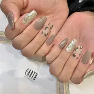 ✴︎ジェル長さ出し+ワンカラーorラメグラデーション✴︎