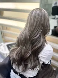 【立体感のある艶感】コントラストハイライト✨