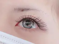 【ご新規様🌼】ボリュームラッシュ 360本。その場で作るファンで睫毛への負担軽減。(初回他店オフ無料+15分)