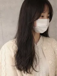 "はげない"結んでも整う 顔まわりカット