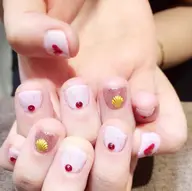 ご新規様他店オフ半額❤ジェルネイルストーン付け放題