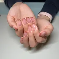 新規限定【オフなし💗フレンチ】ベースカラー＋¥880🎀デザインフレンチ＋¥1100✴️パラジェル¥600✴️