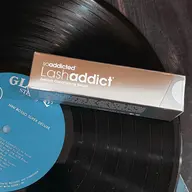 🧚🏻‍♀️まつ毛パーマ+ラッシュアディクト(正規品)ご購入セットメニュー✨