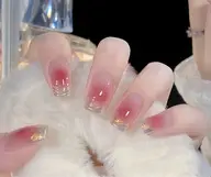 ミラーフレンチ　チックネイル　オフあり　仕上がり綺麗です