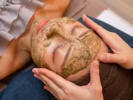 【高濃度美容液使用✨】🌿剥離なしハーブピーリング🌿業界初✨国産×ドクターズラインのピーリング🕊️【全顔】⚡️