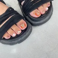 【フット】　当店オフケア無料✨アート自由デザイン➕角質除去　¥9,500