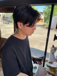 【🎯3月限定ご新規様30%OFF🎯】メンズカット+フェザーパーマ+トリートメント