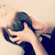 頭痛、慢性的な寝不足、目の疲れに…ドライヘッドスパ40分