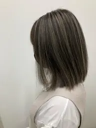 カット×ハイライトカラー⚪️⚫️