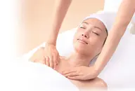 フェイシャルエステ&小顔エイジングマッサージ