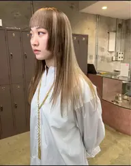 ブロックデザインカラー✨(長さ料金あり)ケアブリーチ➕イルミナカラー