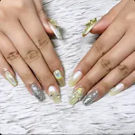 【オフあり】スカルプやり放題(アート4本・パーツ¥500まで込)