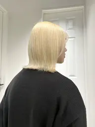 ブリーチ2回で作るブロンドヘア✨️