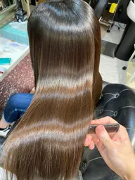 枝毛カット＋ミネコラorLAケラチントリートメント