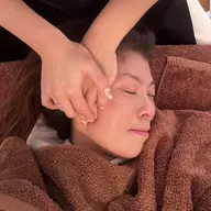 ネトラバスティ&ドライベッドスパ+小顔矯正