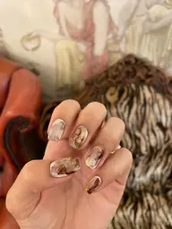 初回🌟オフ無料【大人気🌹アートコース】ジェル90分やり放題・持ち込みOK・ニュアンスパラジェル変更＋500円