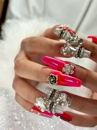 デザインやり放題、バツつけ放題