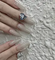 チップ長さだしワンカラーと大きいパーツ