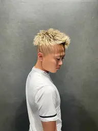 👿カット+金メッシュ+パーマ👿