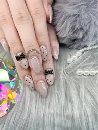 👩‍🎓学生限定オフなし🩷友達に差をつけるデザインネイル🩷2️⃣本まで✨️