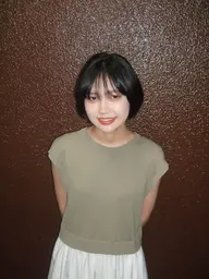 🧚🏻♀️ショート、ボブの方限定🧚🏻♀️ワンカラー(シングルカラー)➕トリートメント☝🏻⚠️ブリーチ不可⚠️