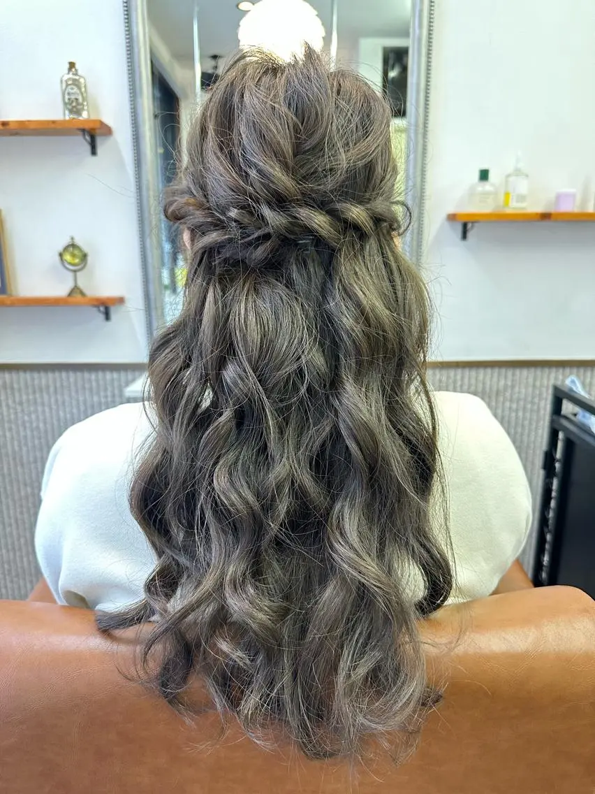ロング ヘアアレンジ ハーフアップ ヘアセット 吉川 典親のヘアスタイル