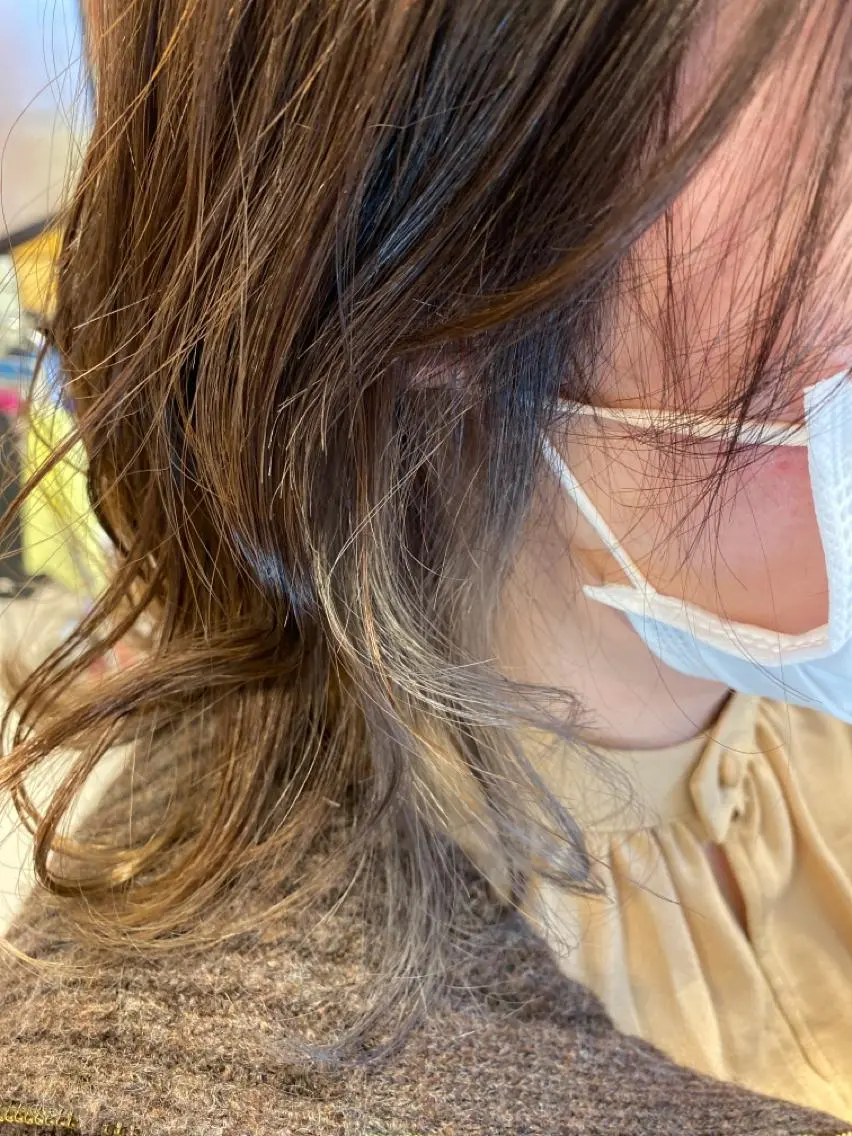 ミディアム へんみ みかのヘアスタイル