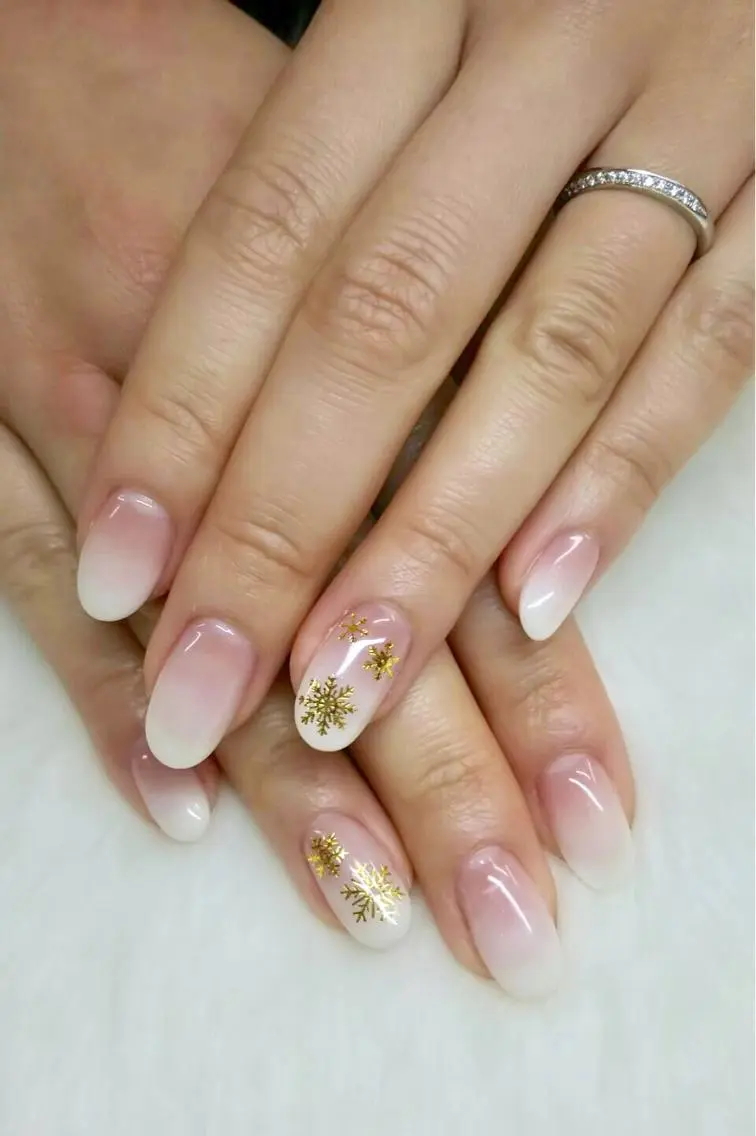 ネイル グラデーション Nail lieNのネイルデザイン