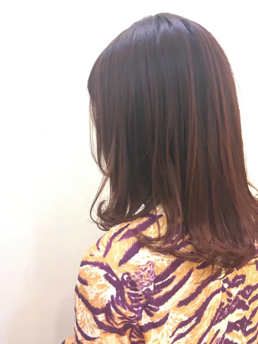ミディアム カラー Lagom なかだのヘアスタイル