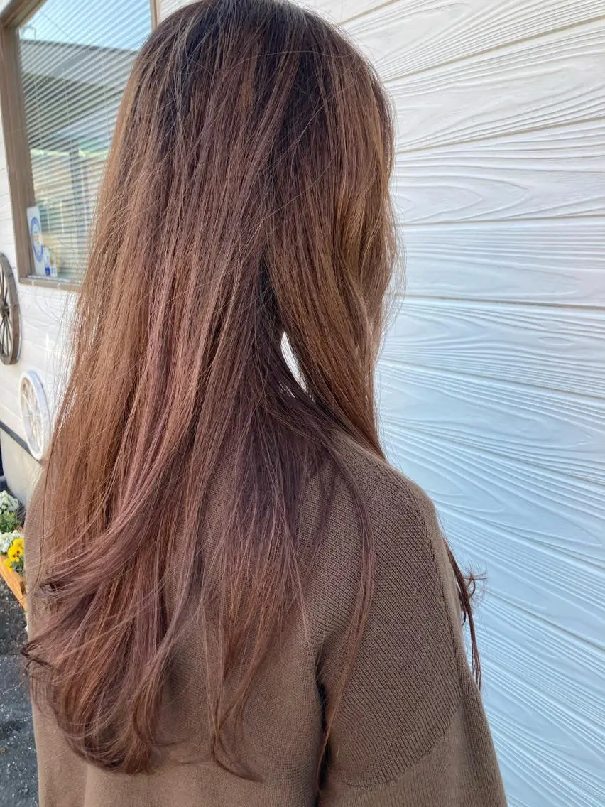 ロング カラー グラデーションカラー ピンクカラー ヘアカラー ビヨウシツトリコ よねたにみなのヘアスタイル