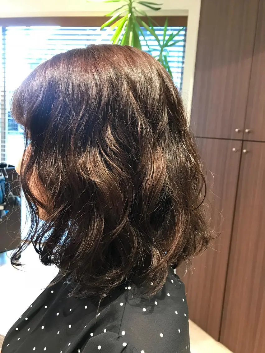 ミディアム ミディアムパーマ newi saLyu 片岡ふきのヘアスタイル