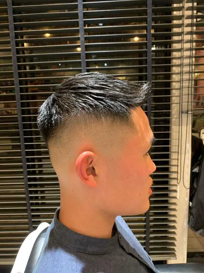ショート メンズ アルガ ダイキのヘアスタイル