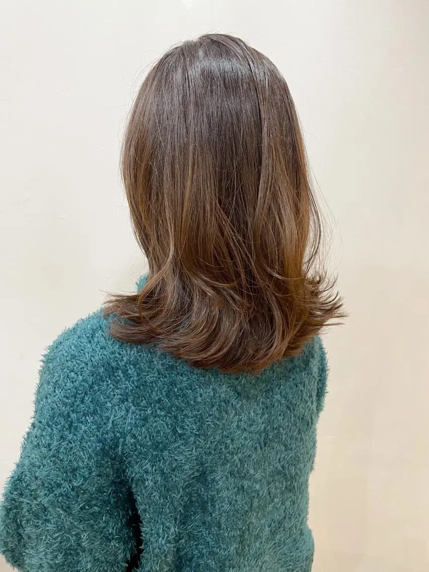 ミディアム カラー ヘアカラー トリートメント あずまぐち めぐみのヘアスタイル