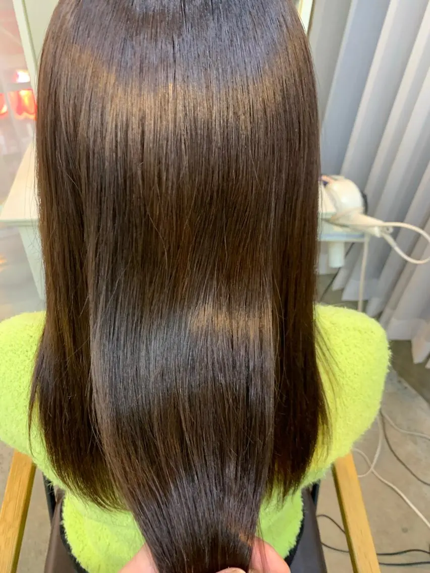 ロング トリートメント 顔まわりレイヤー/ bob及川亜沙美のヘアスタイル
