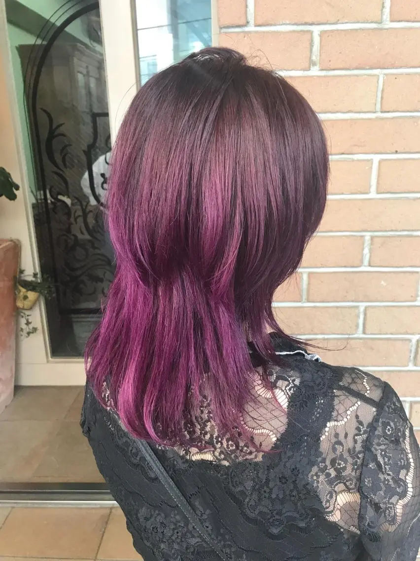 ミディアム カラー パーマ ヘアアレンジ メンズ キッズ ネイル マツエク・マツパ パープルカラー パープル サロンドミルク 原宿のヘアスタイル